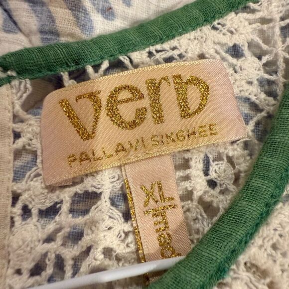 Anthropologie VERB Patchwork Embroidered Lace Floral Puff Sleeve Top - Picture 5 of 10